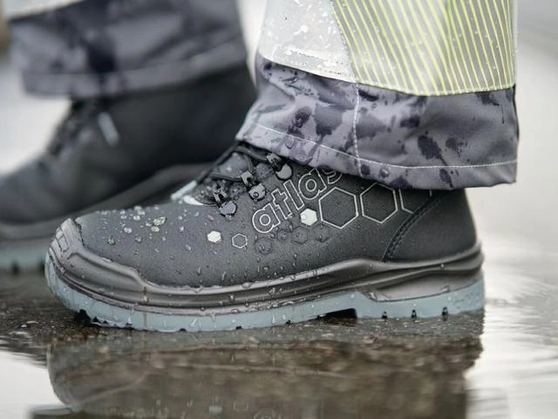 Atlas_S2_schoenen.webp