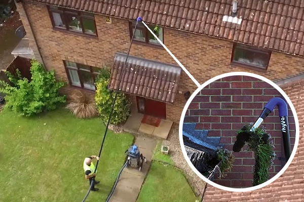 SkyVac voor reiniging en onderhoud van dakgoten