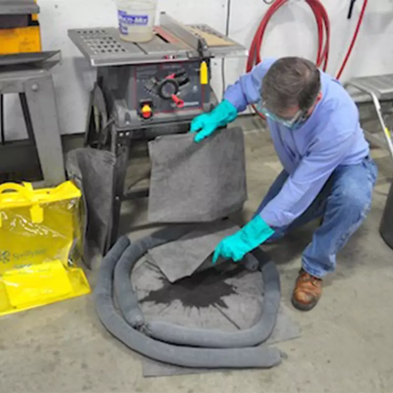 Brady SKO-PP Economy Spill Kit portable SPC oil