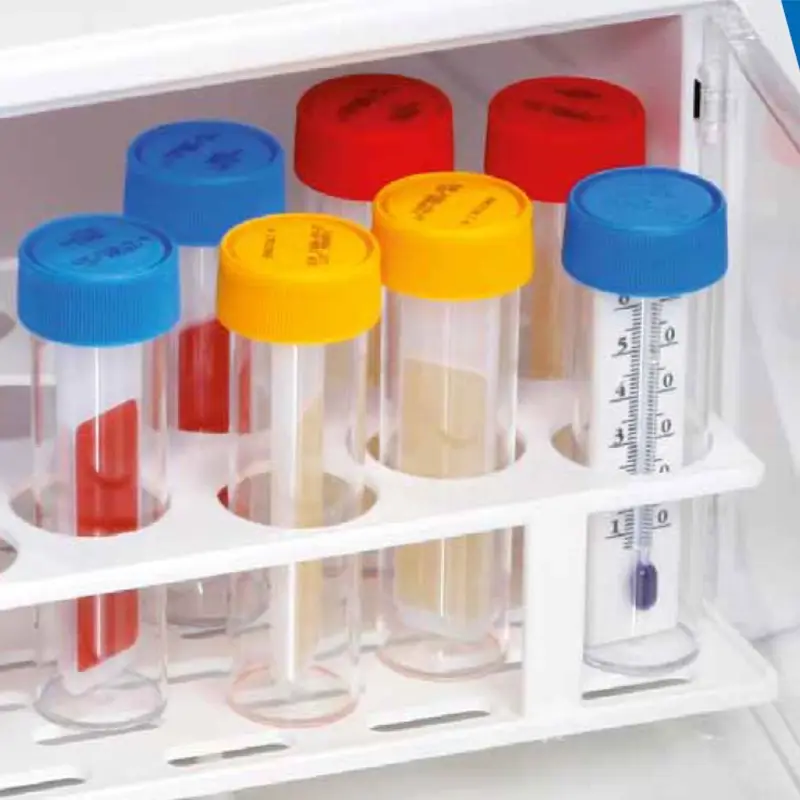 Cultura-M mini incubator including thermometer and multi-rack