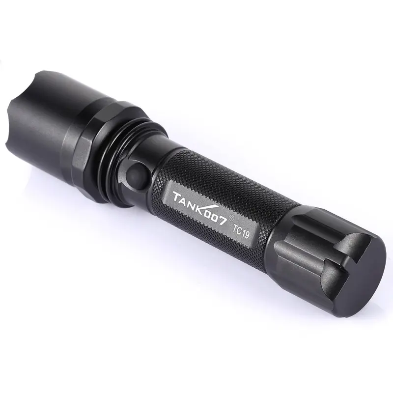 Lampe de poche LED rechargeable TANK007 TC19