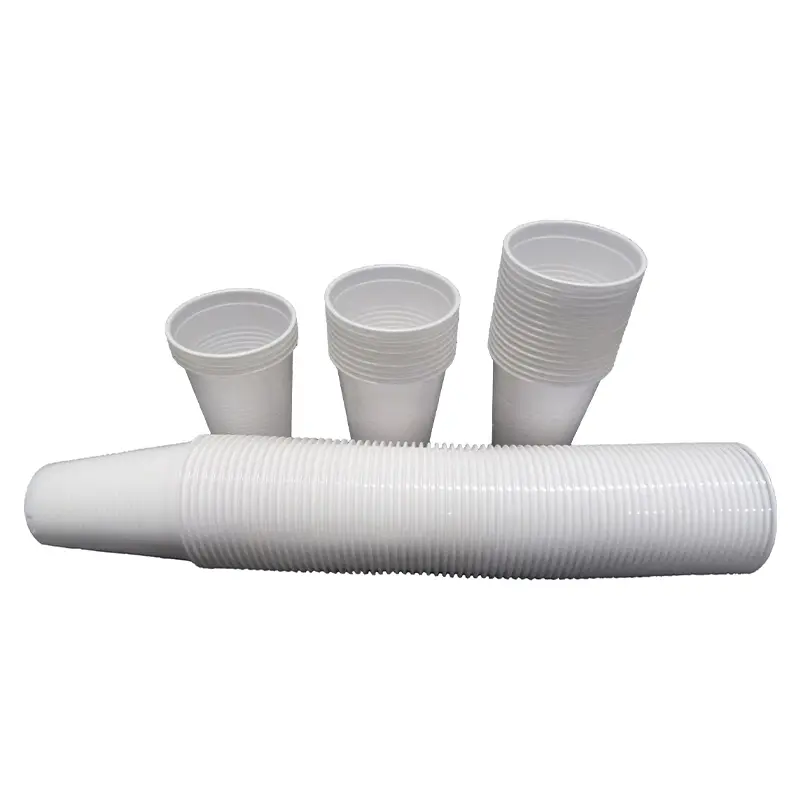 Plastic bekers 180 ml wit