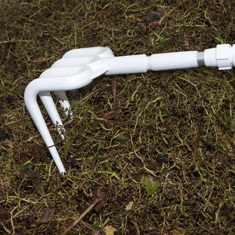 Vikan 56915 Rake handle model 205 mm white