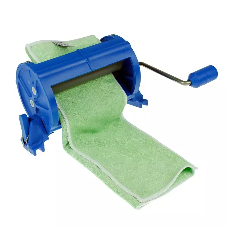 Roller wringer for work cloths bucket mounting