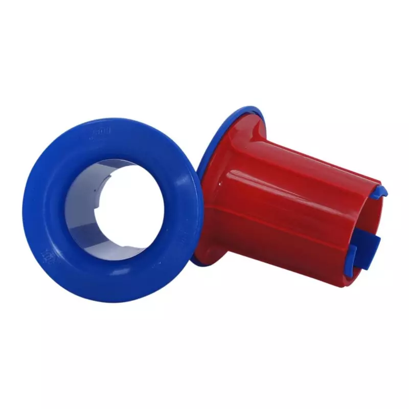 Reel offset for hand wrapping film