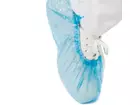 Disposable shoe cover for dispenser PE 46 cm blue