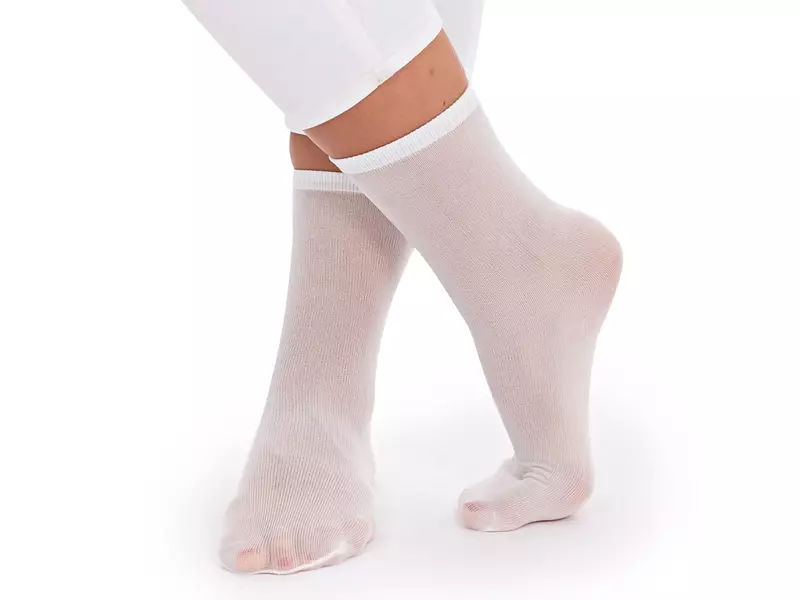 Hycare disposable high sock polyamide white size 39->