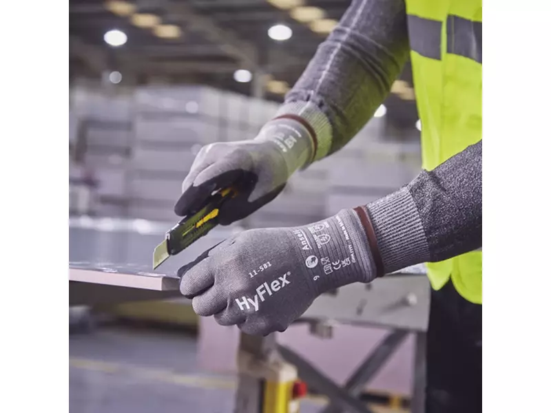 Ansell HyFlex 11-581 handschoen nitril snijbestendig maat 6