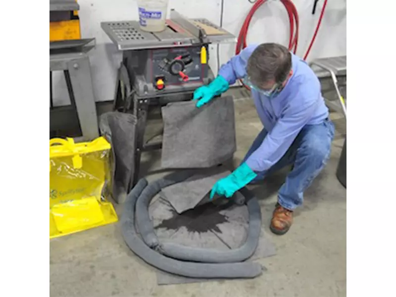 Brady SKO-PP Economy Spill Kit portable SPC oil