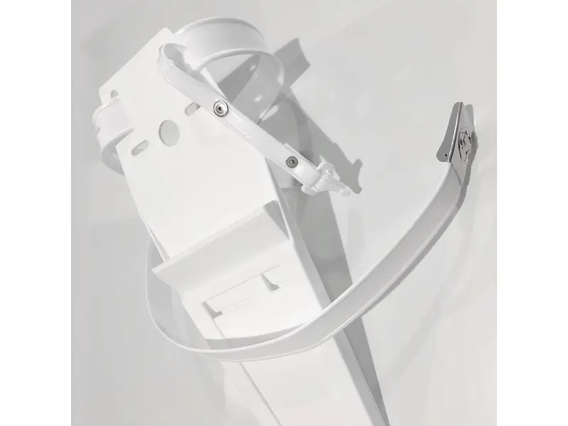 Porte-couteaux en plastique blanc pour 2 à 3 couteaux, avec sangle.