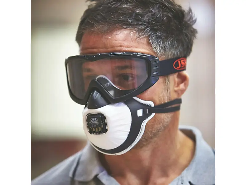 JSP Filterspec PRO dust mask and FFP3 safety glasses with exhalation valve