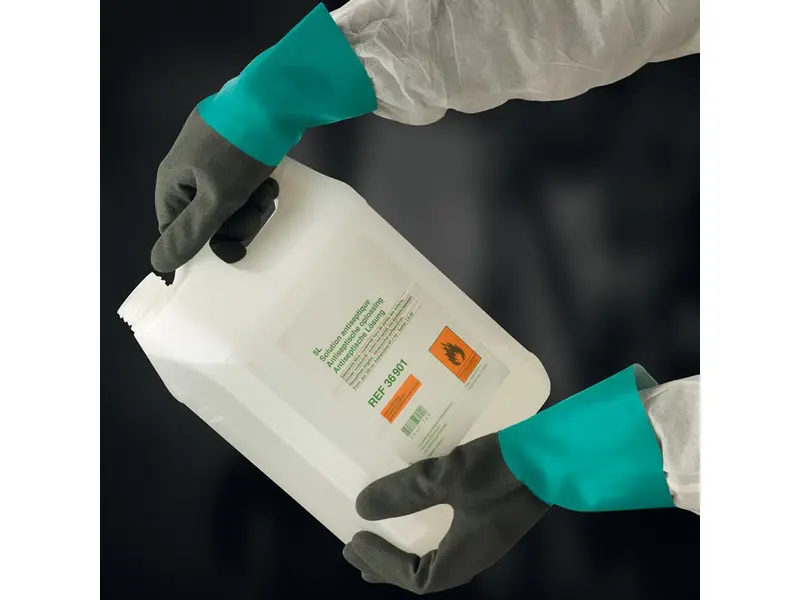 Gant Ansell AlphaTec 58-535W en nitrile résistant aux produits chimiques, taille 9