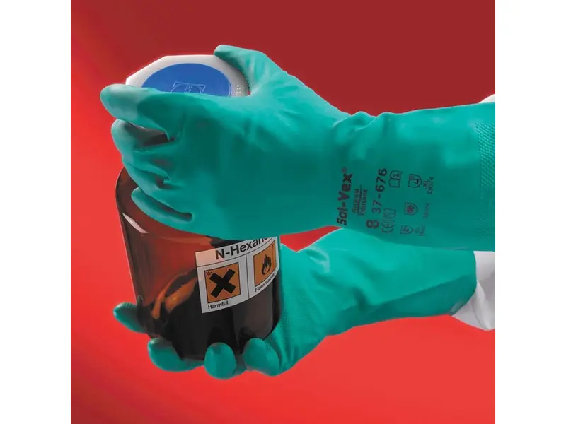 Gant en nitrile Ansell AlphaTec Solvex 37-676 résistant aux produits chimiques, taille 10