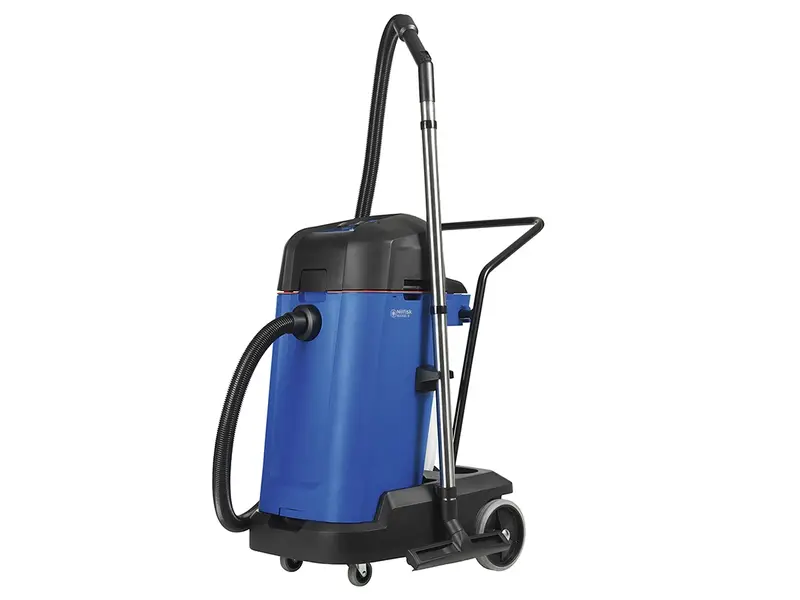 Nilfisk MAXXI II 75-2WD wet and dry vacuum cleaner