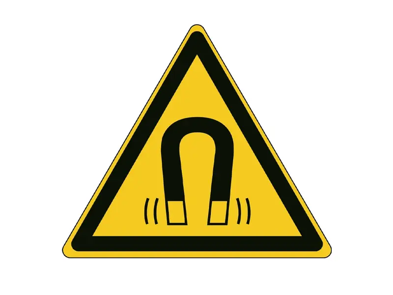 Strong magnetic field warning sticker W006 B-863 100 mm