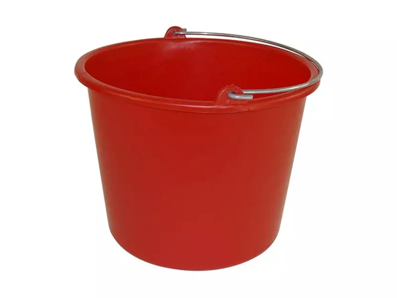 Seau en plastique rouge de 12 litres