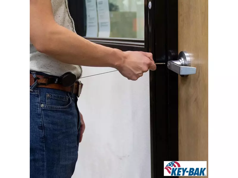 Porte-clés rétractable Key-Bak Securit, cordon Kevlar 120 cm