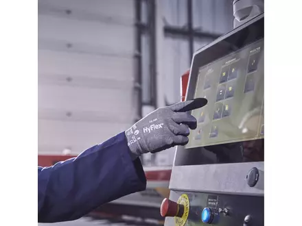 Ansell HyFlex 11-581 handschoen nitril snijbestendig maat 6
