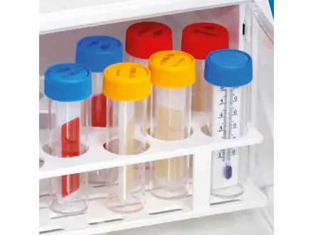Cultura-M mini incubator including thermometer and multi-rack