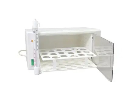 Cultura-M mini incubator including thermometer and multi-rack
