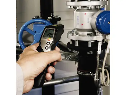 testo 830-T4 infrared thermometer