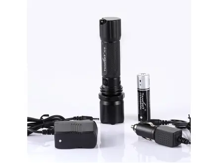 Lampe de poche LED rechargeable TANK007 TC19